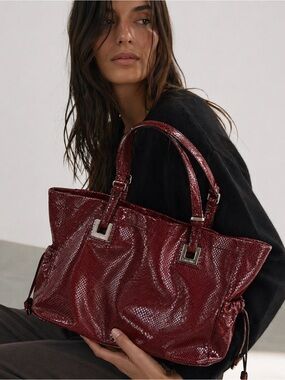 CALVIN KLEIN Vintage Snakeskin Embossed Burgundy Tote / 90’s Minimalist Bag